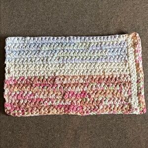 Handcrafted Amish Knot Rug in Multicolor